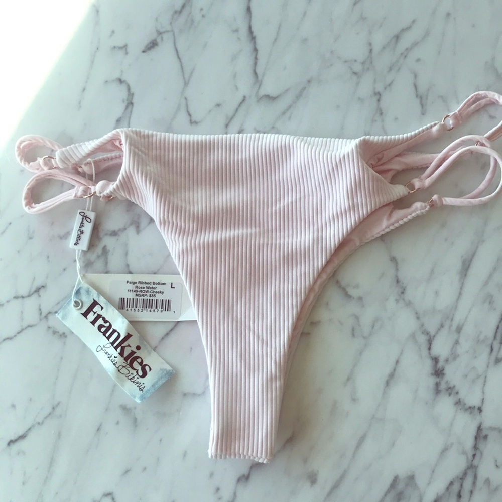 NWT Frankie’s Bikinis rose water bottom